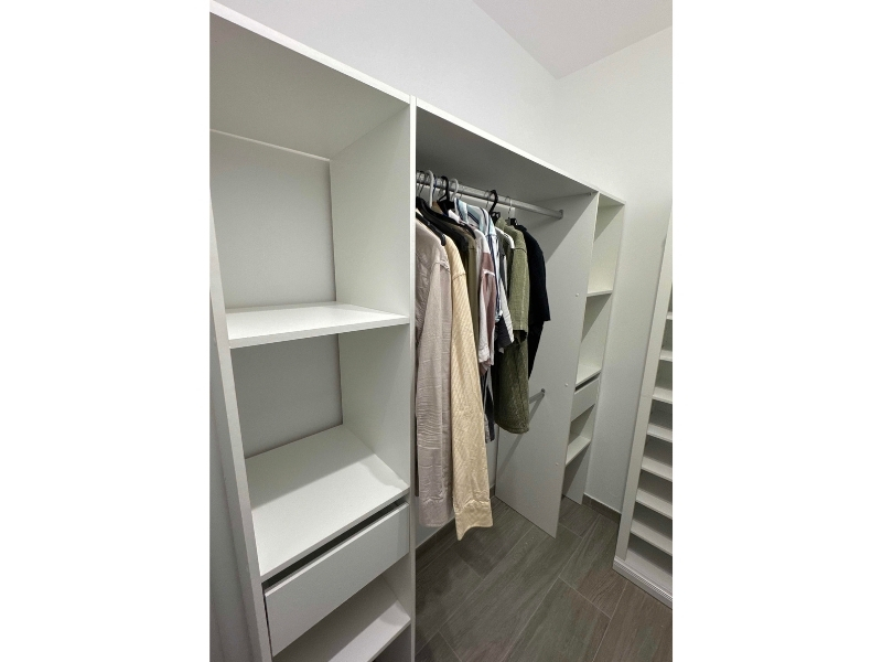 Foto de cliente de Vestidor Modular Custom Opción C+C Blanco 176x180 cm