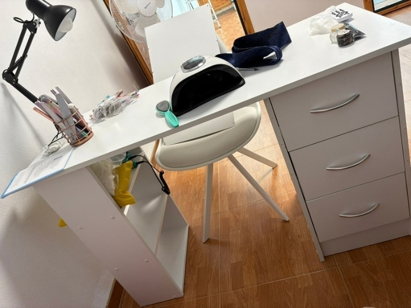 Foto de cliente de Escritorio Jobbi 3 Cajones Color Blanco Mate 115 cm