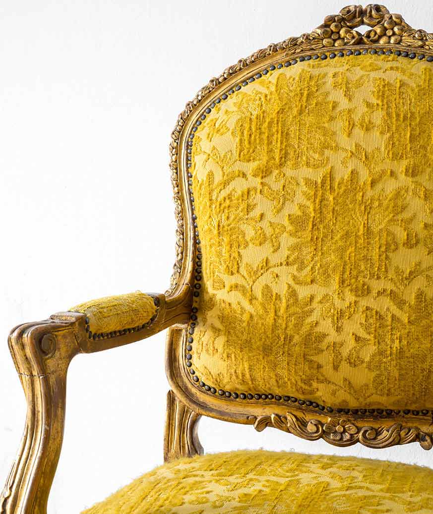 Silla de estilo neoclásico