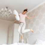 Ideas para proteger la pared de la cama: ¡Adiós roces!