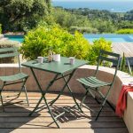 ¿Cómo crear un espacio acogedor en tu jardín con sillas exteriores?