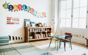 Ideas para crear un espacio de juegos infantiles en el salón